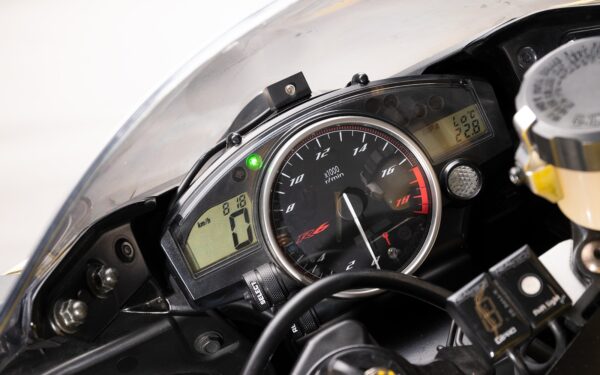 Healtech Electronics - Anti-Wheelie e Control Tracção - Image 7