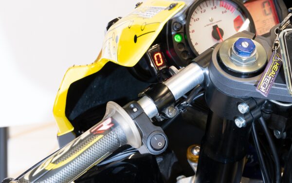 Healtech Electronics - Anti-Wheelie e Control Tracção - Image 3